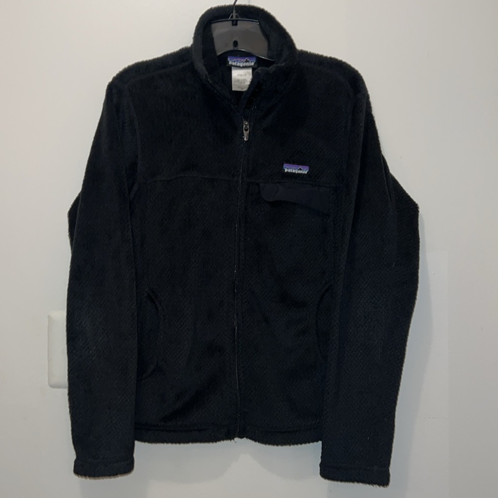 PATAGONIA - MEDIUM WOMANS BLACK  POCKET FULL ZIP FLEECE JACKET EUC